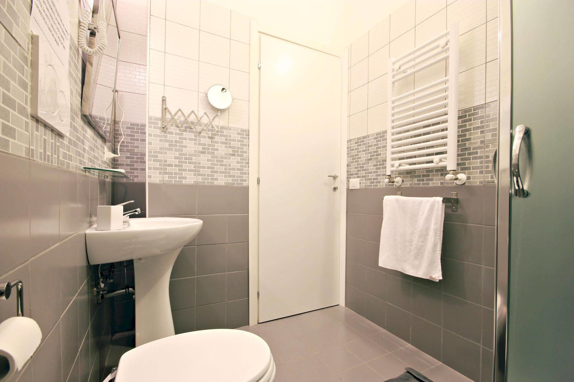 Le Piazze Di Roma Bed & Breakfast Dış mekan fotoğraf