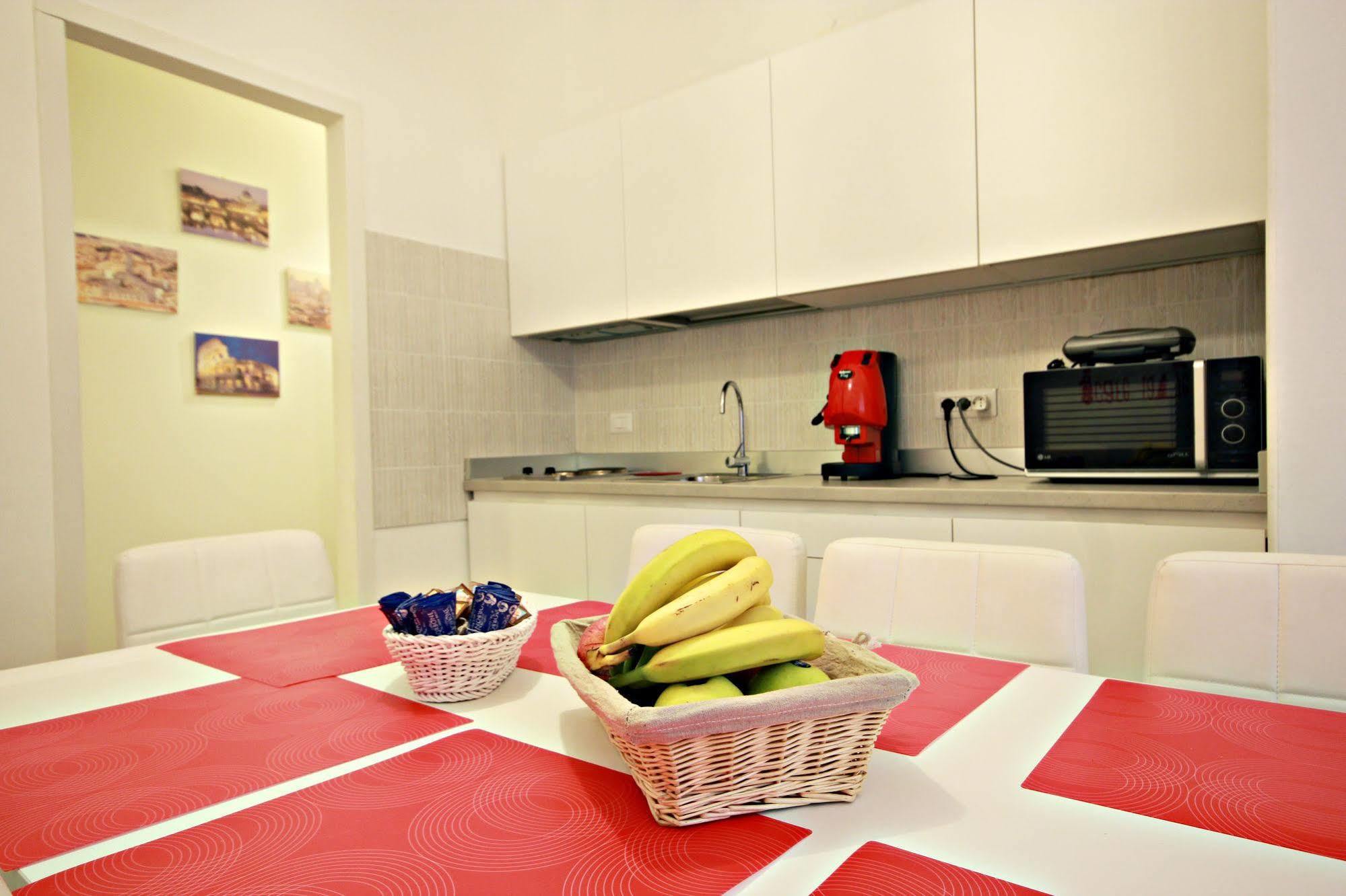 Le Piazze Di Roma Bed & Breakfast Dış mekan fotoğraf